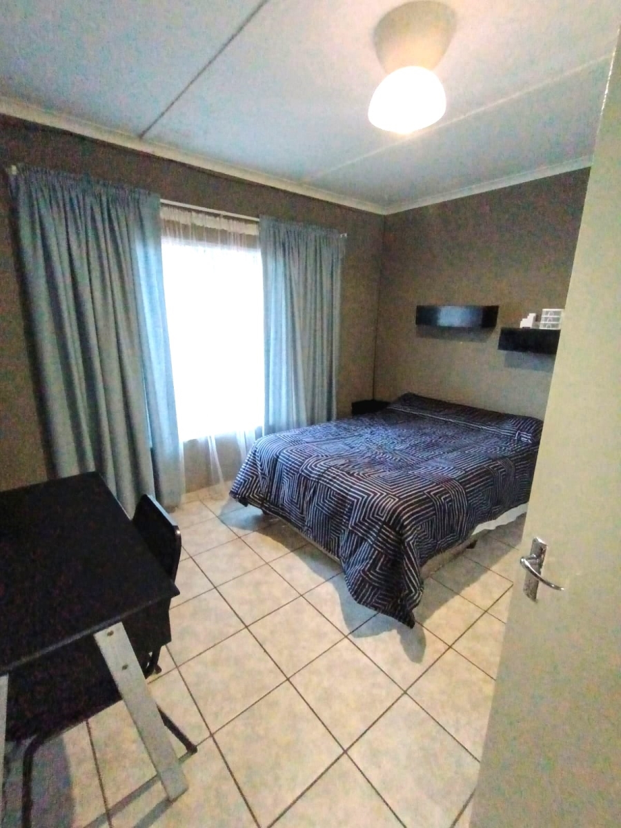 3 Bedroom Property for Sale in Safari Gardens North West